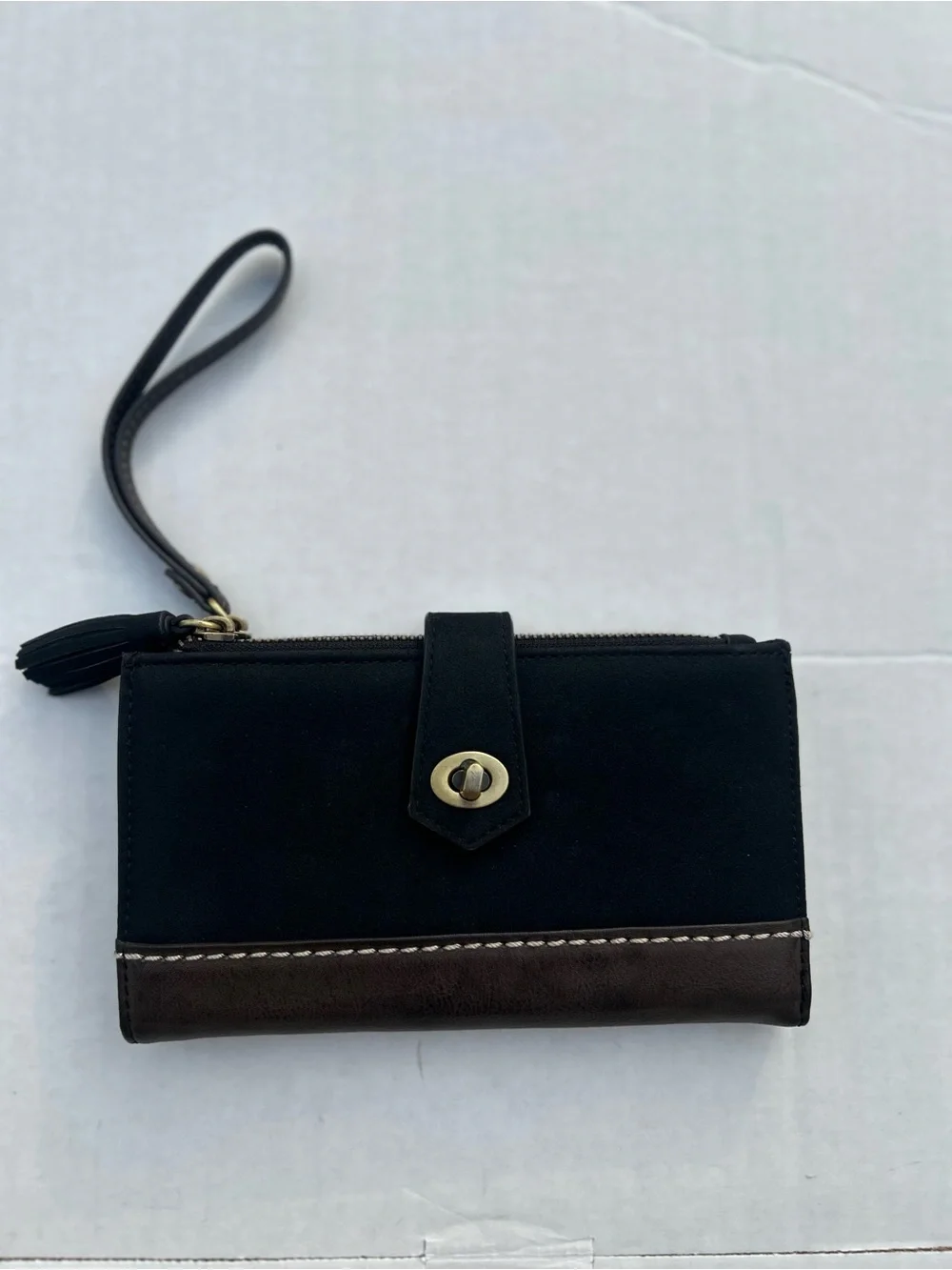Maurice’s Classic Black and Brown Wristlet Wallet